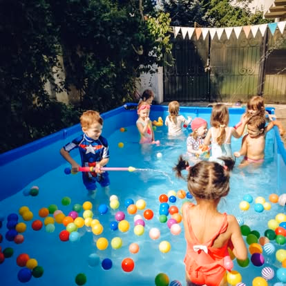 Kids at Work Montessori - Imagine 13